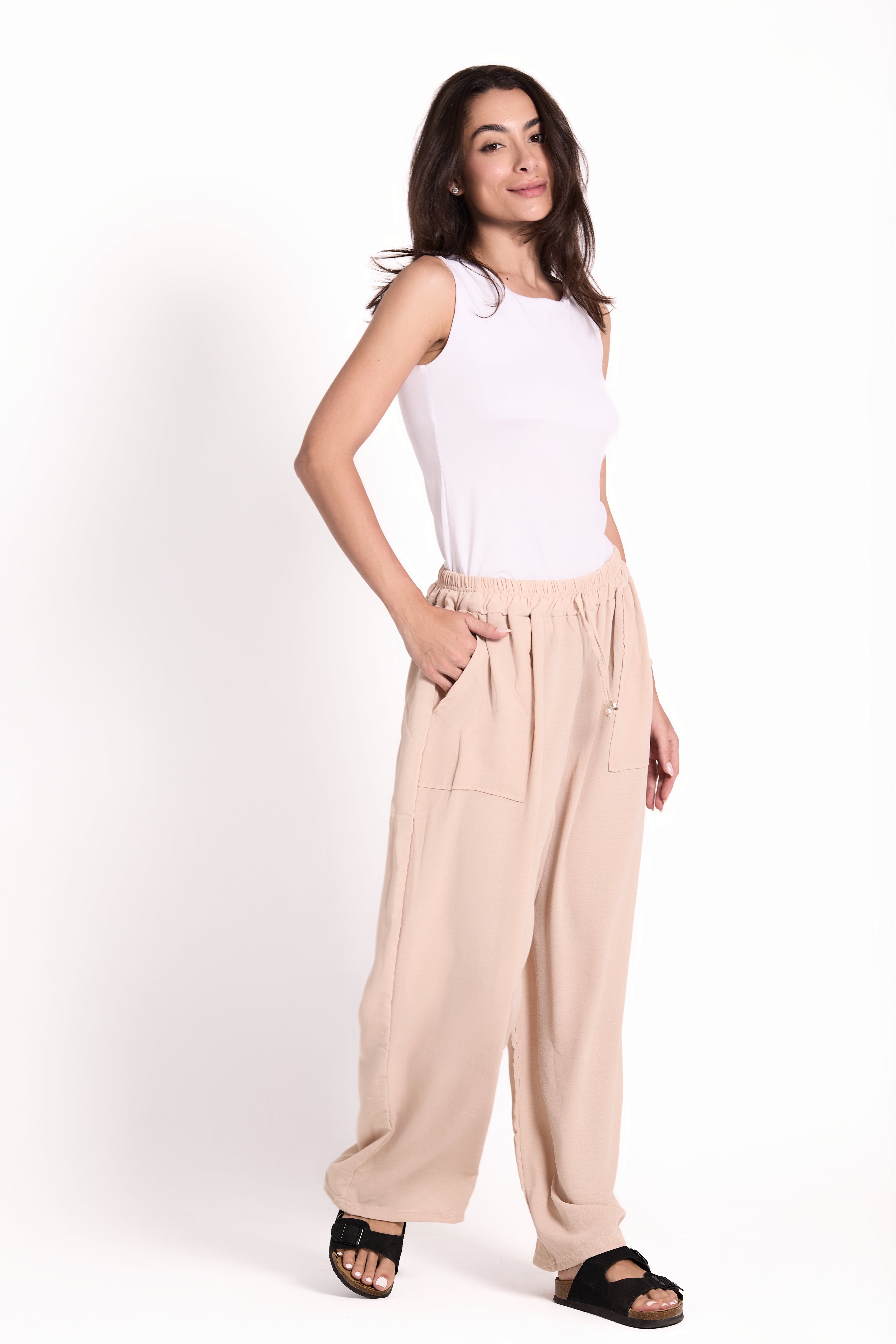 Wide-Leg Pants : Material: CY