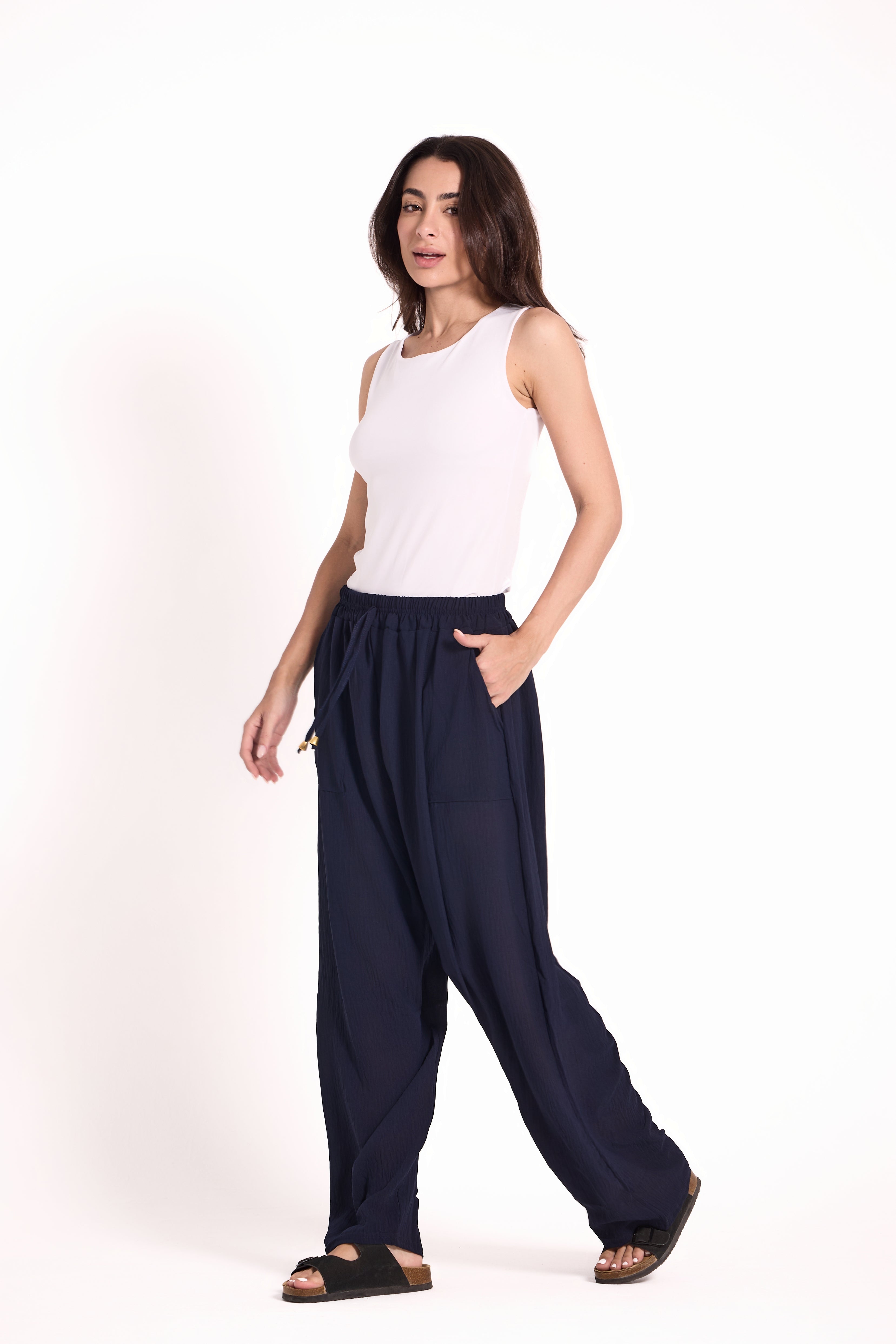 Wide-Leg Pants : Material: CY