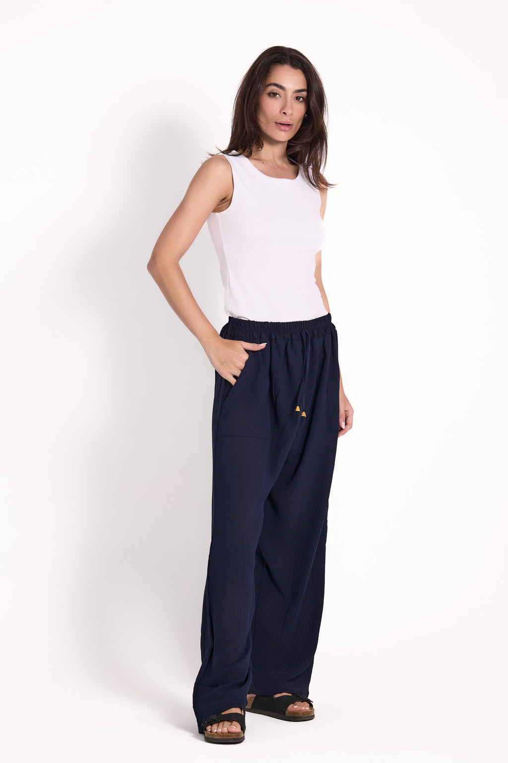 Wide-Leg Pants : Material: CY