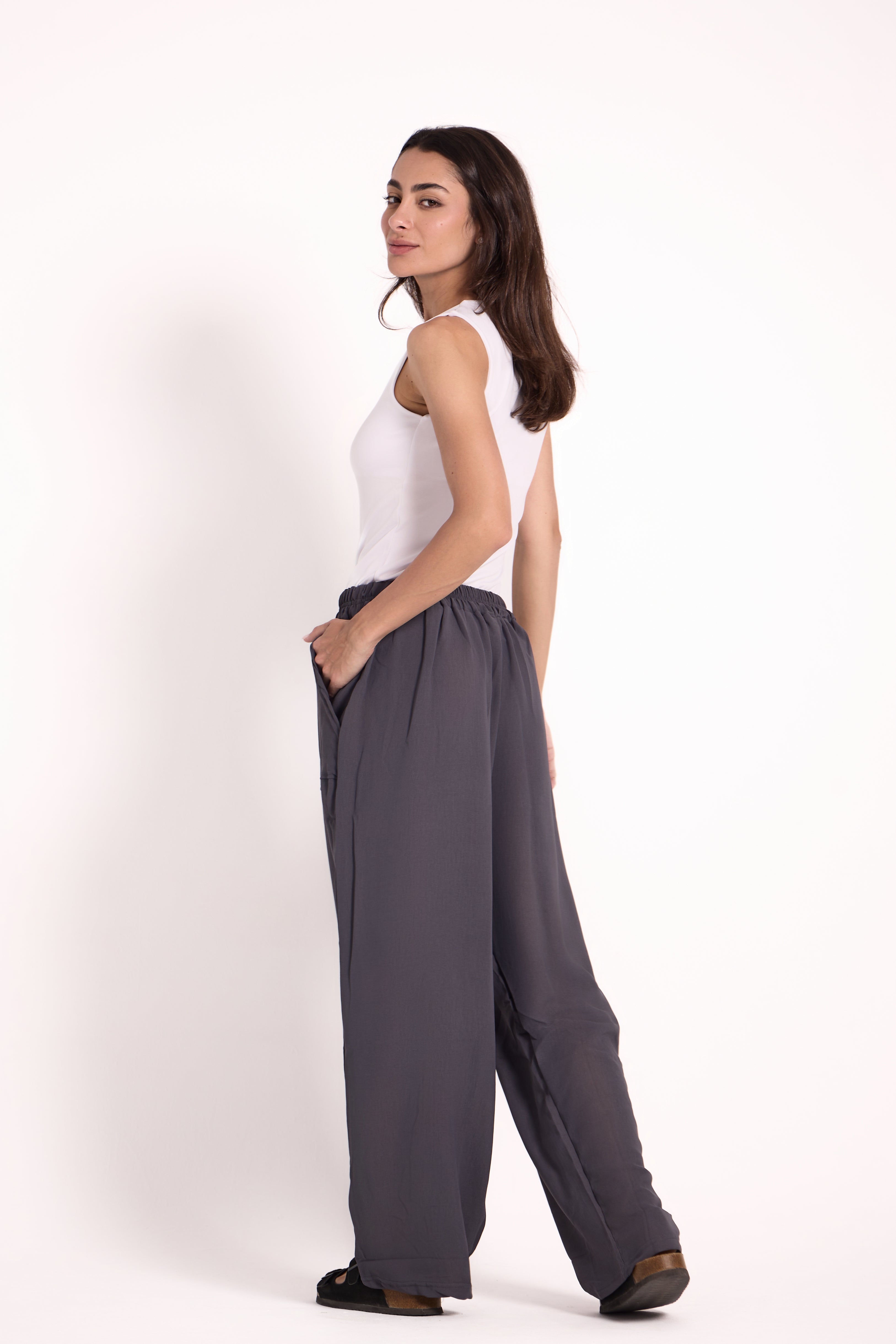 Wide-Leg Pants : Material: CY