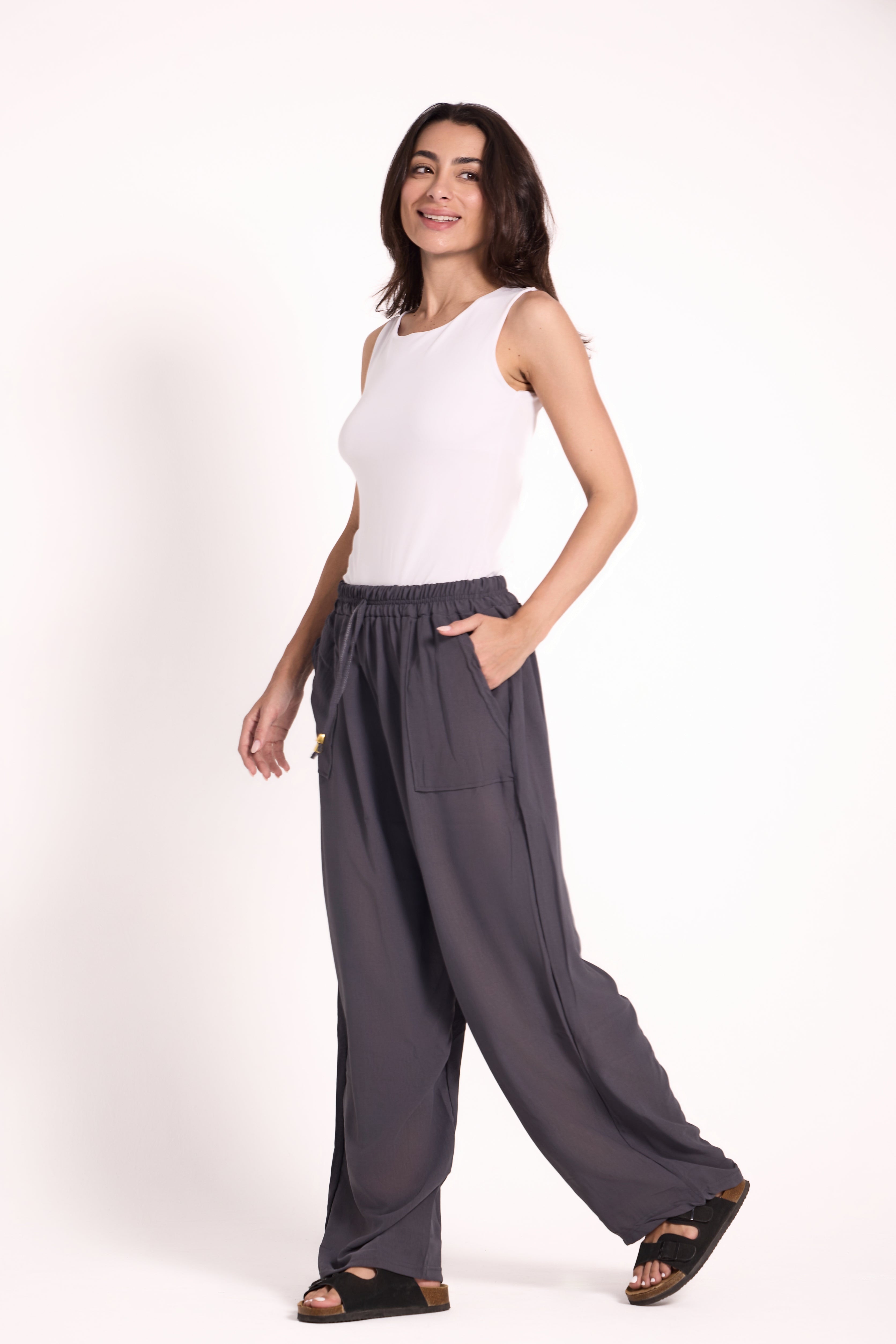 Wide-Leg Pants : Material: CY