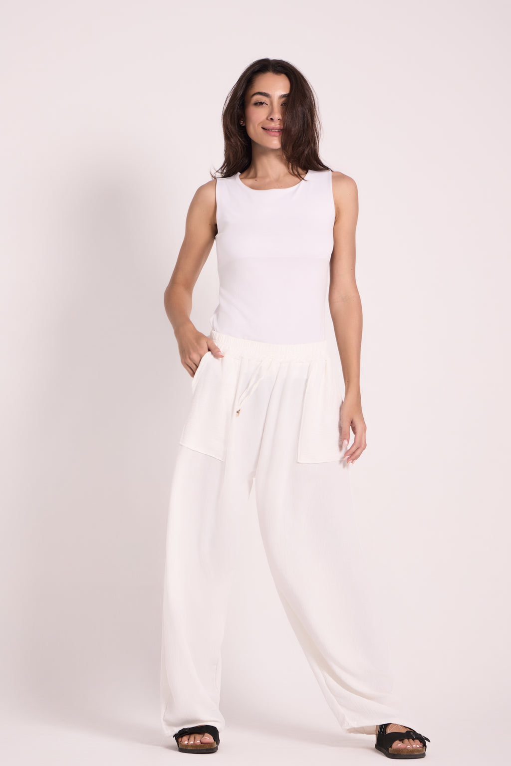 Wide-Leg Pants : Material: CY