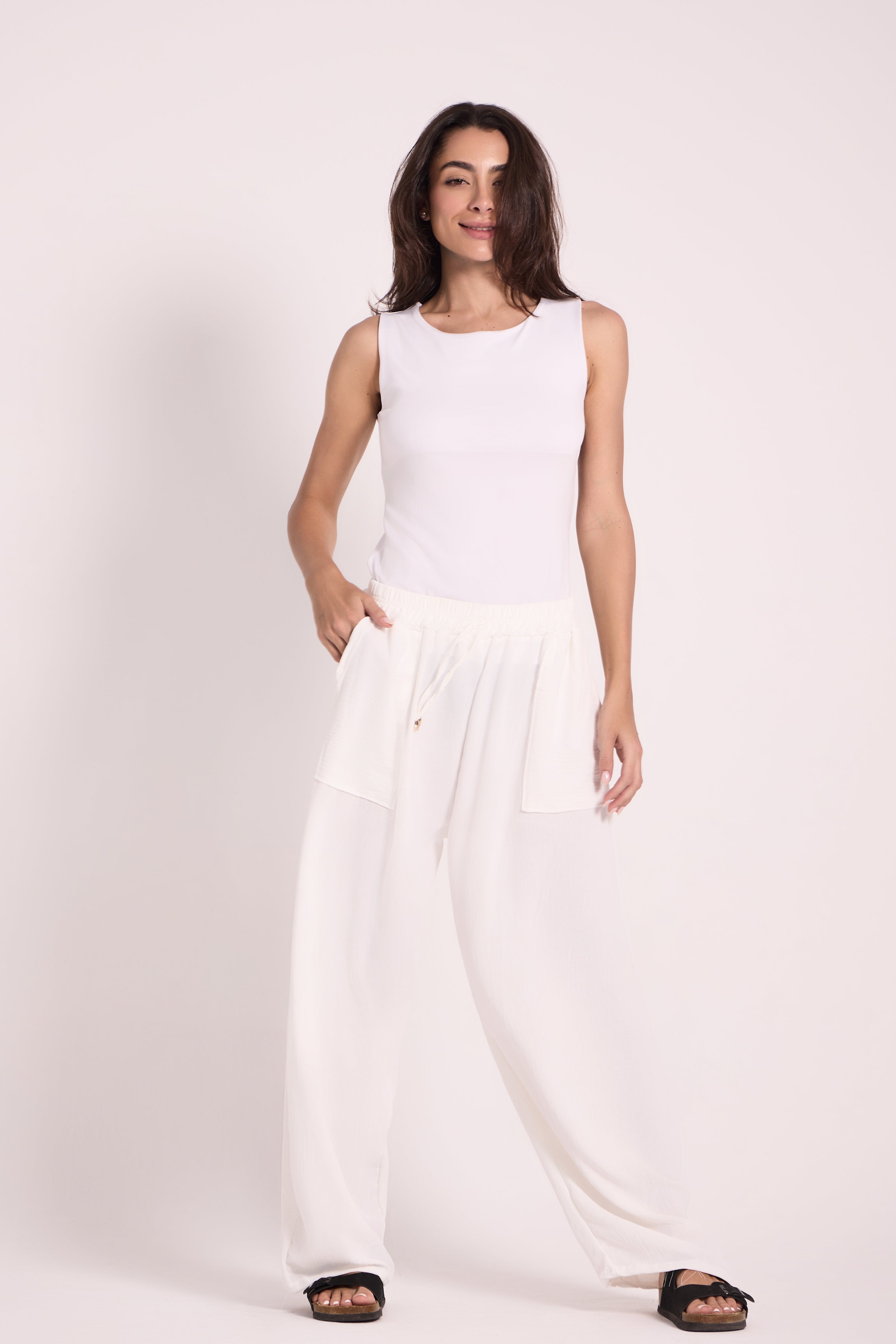 Wide-Leg Pants : Material: CY