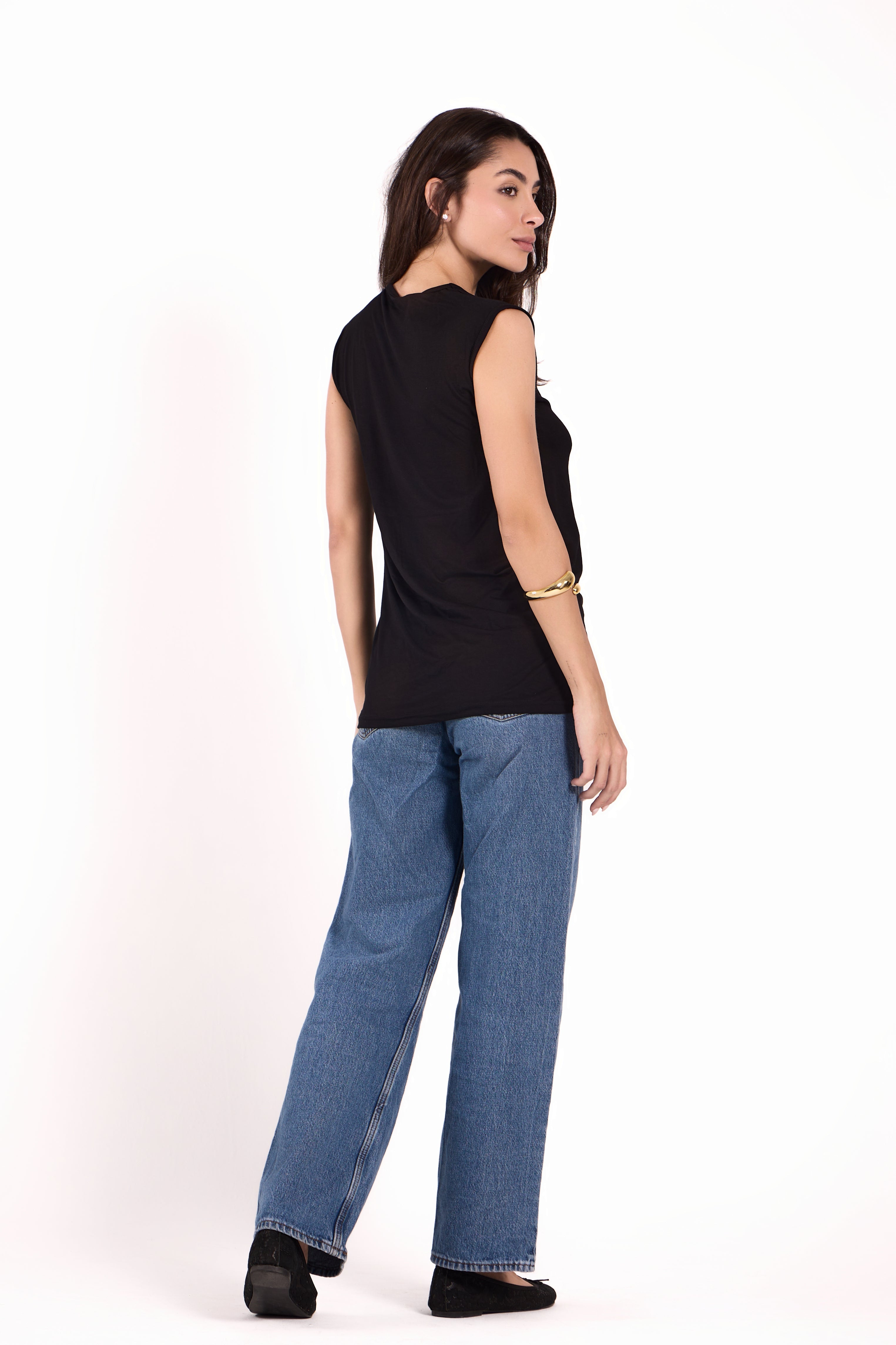 Sleeveless Crew Neck Top Material: Viscose Blend