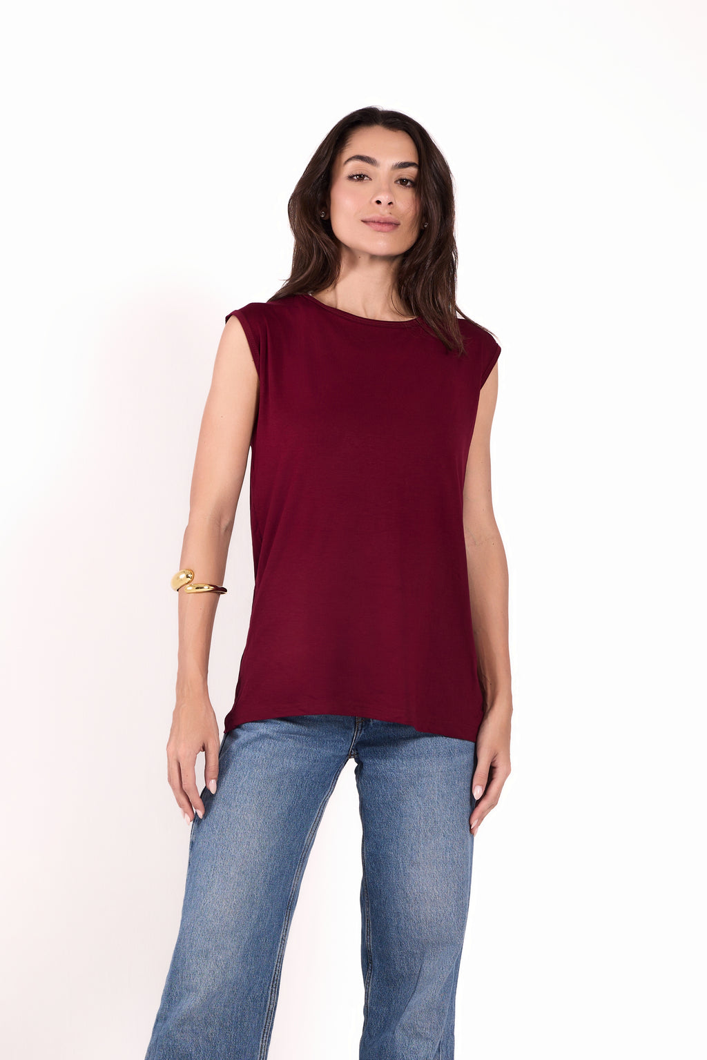 Sleeveless Crew Neck Top Material: Viscose Blend