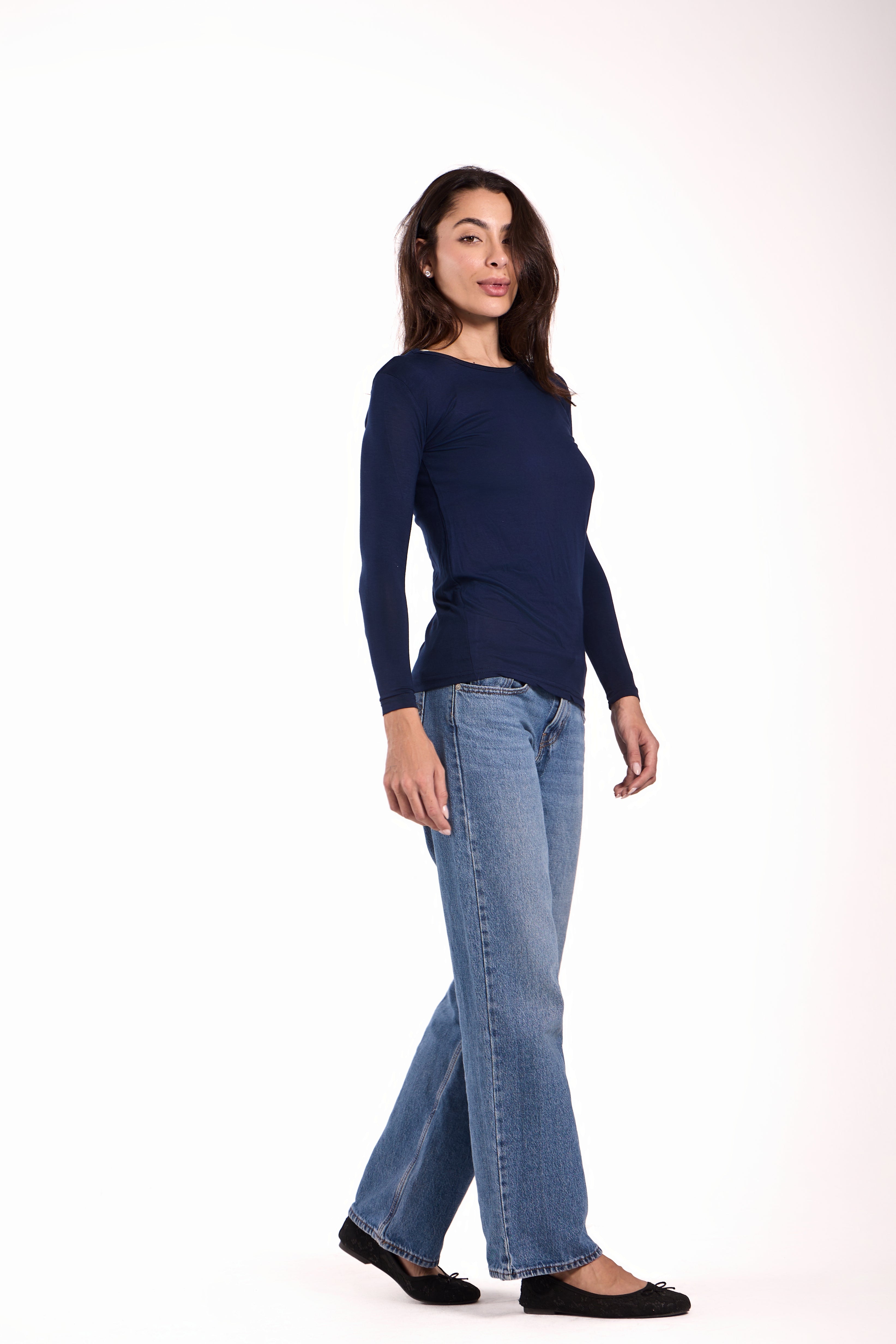 Basic Top Round Neck Full Sleeves -Material: Viscose Blend