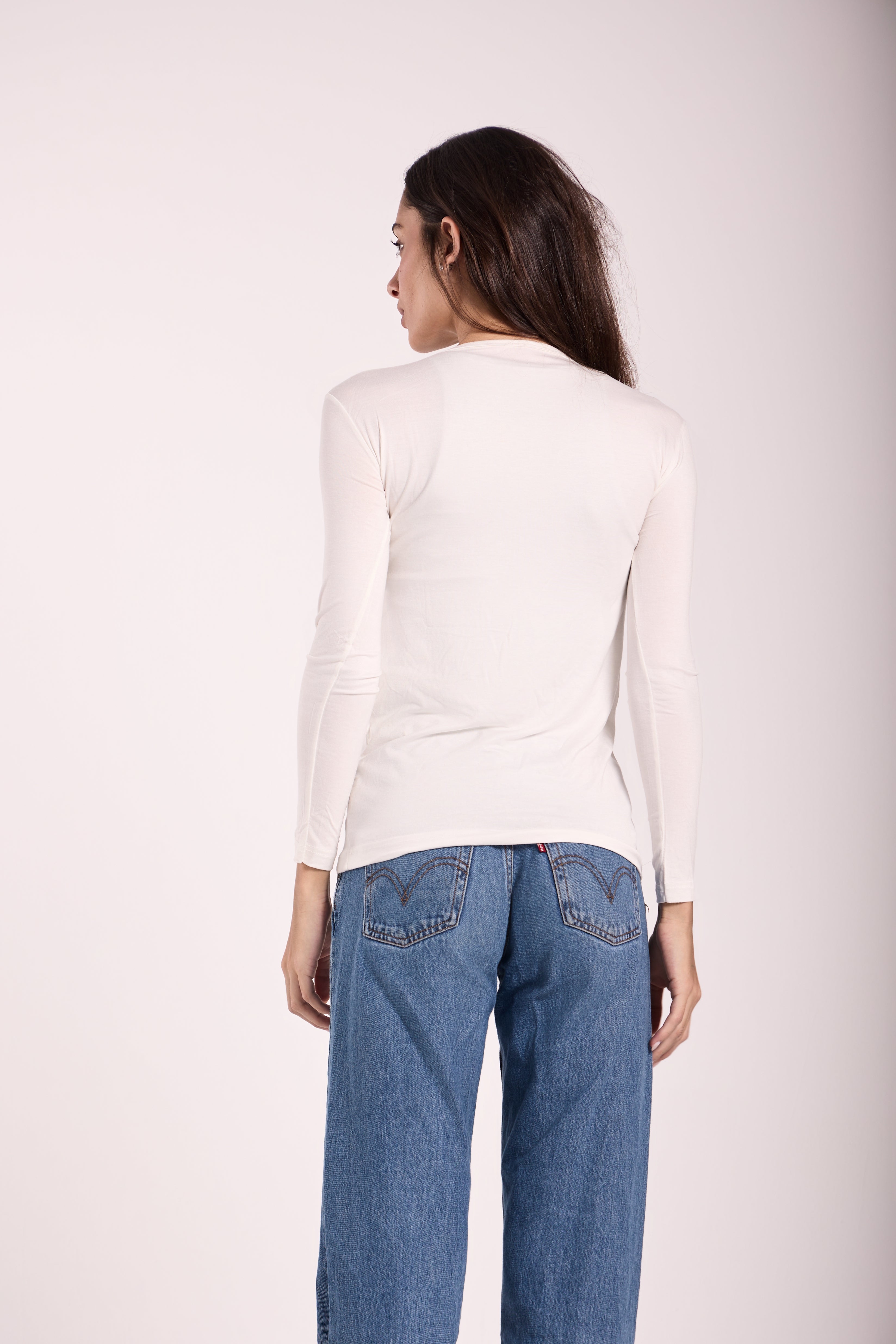 Basic Top Round Neck Full Sleeves -Material: Viscose Blend