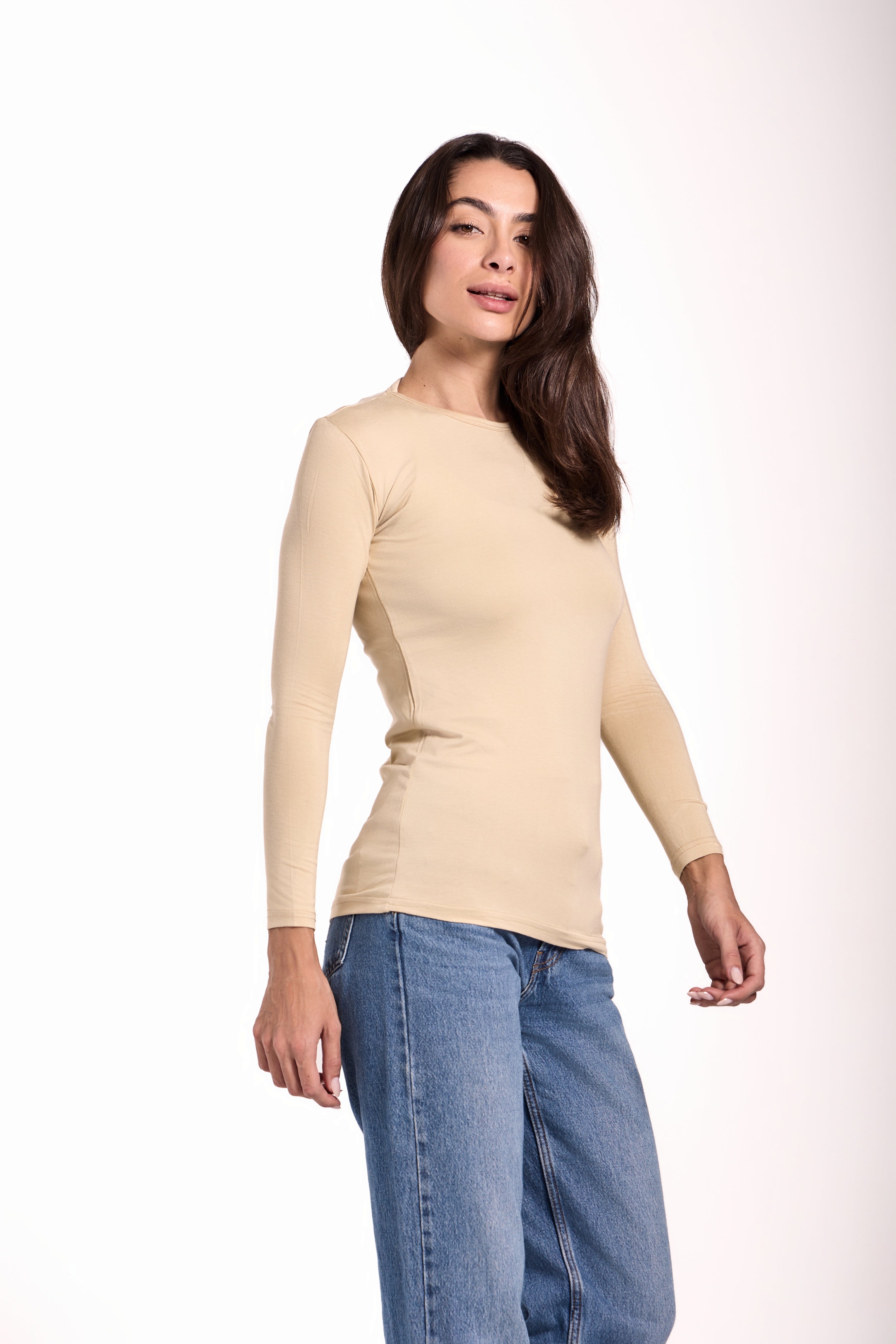 Basic Top Round Neck Full Sleeves -Material: Viscose Blend
