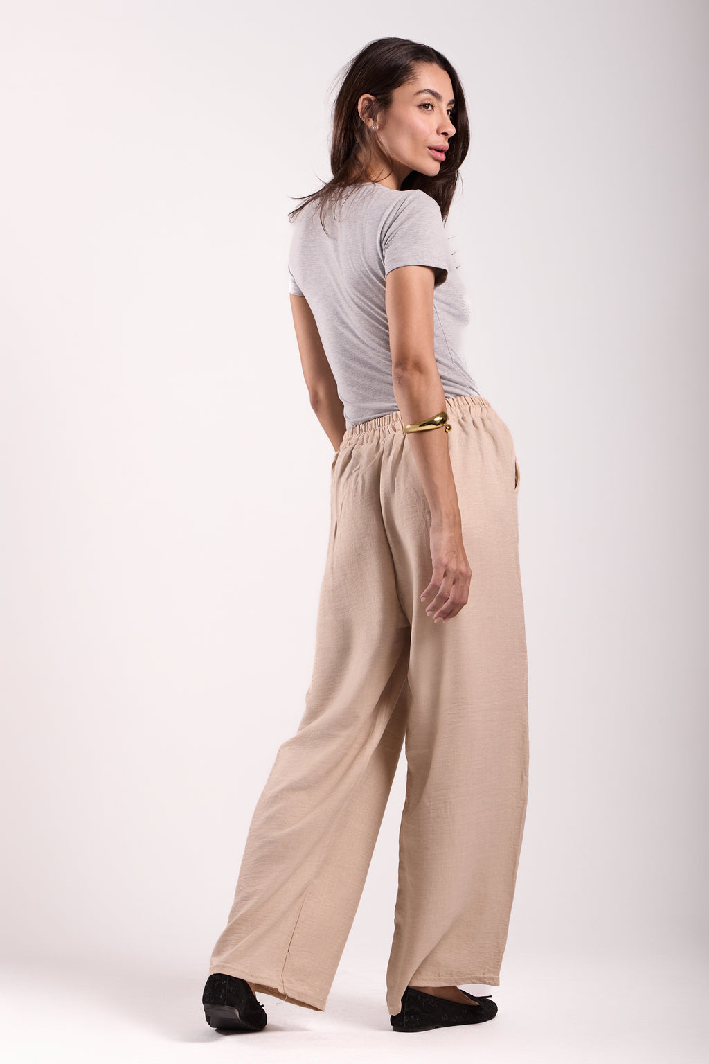 Wide-Leg Pants : Material: linen