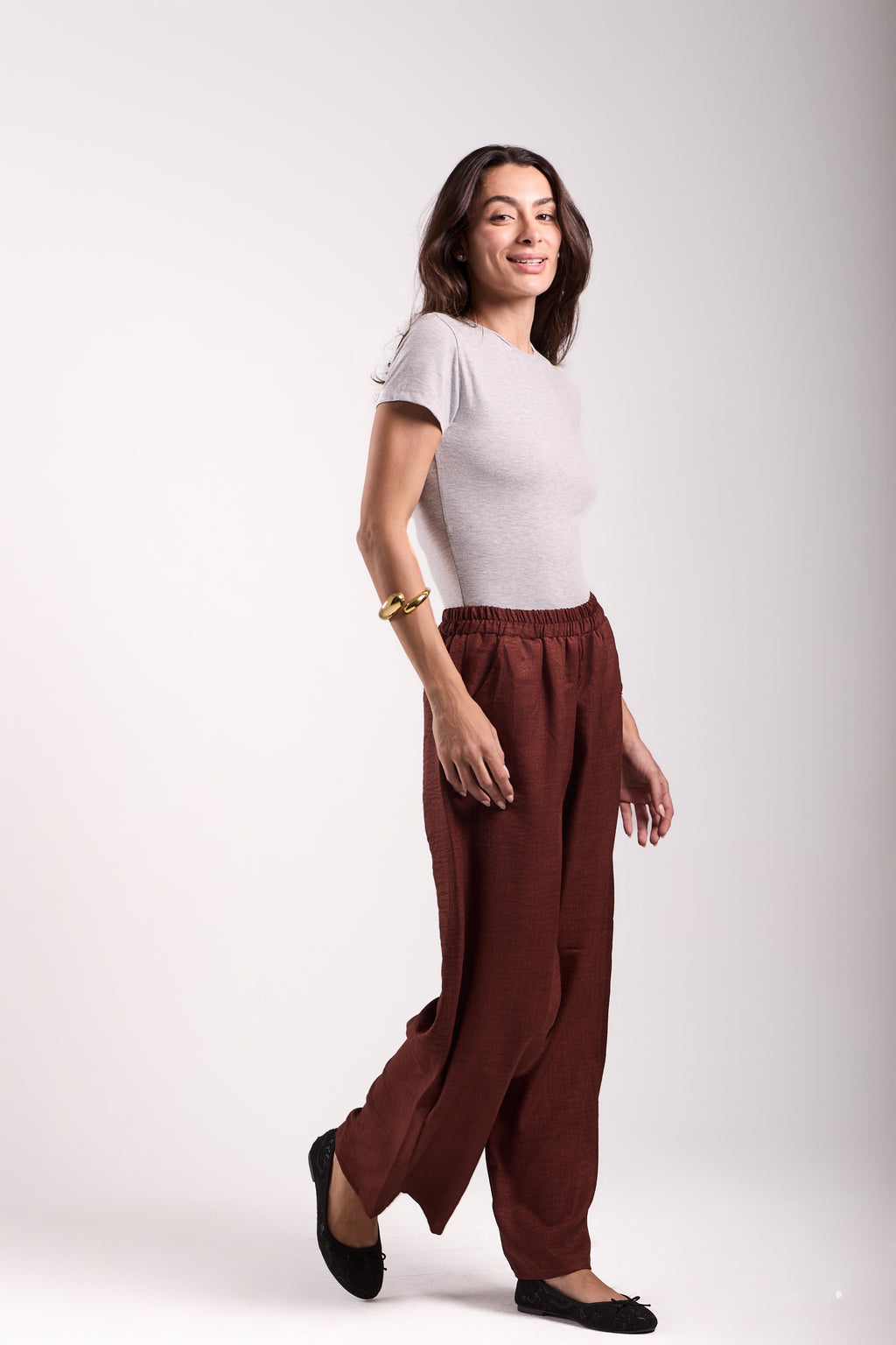 Wide-Leg Pants : Material: linen
