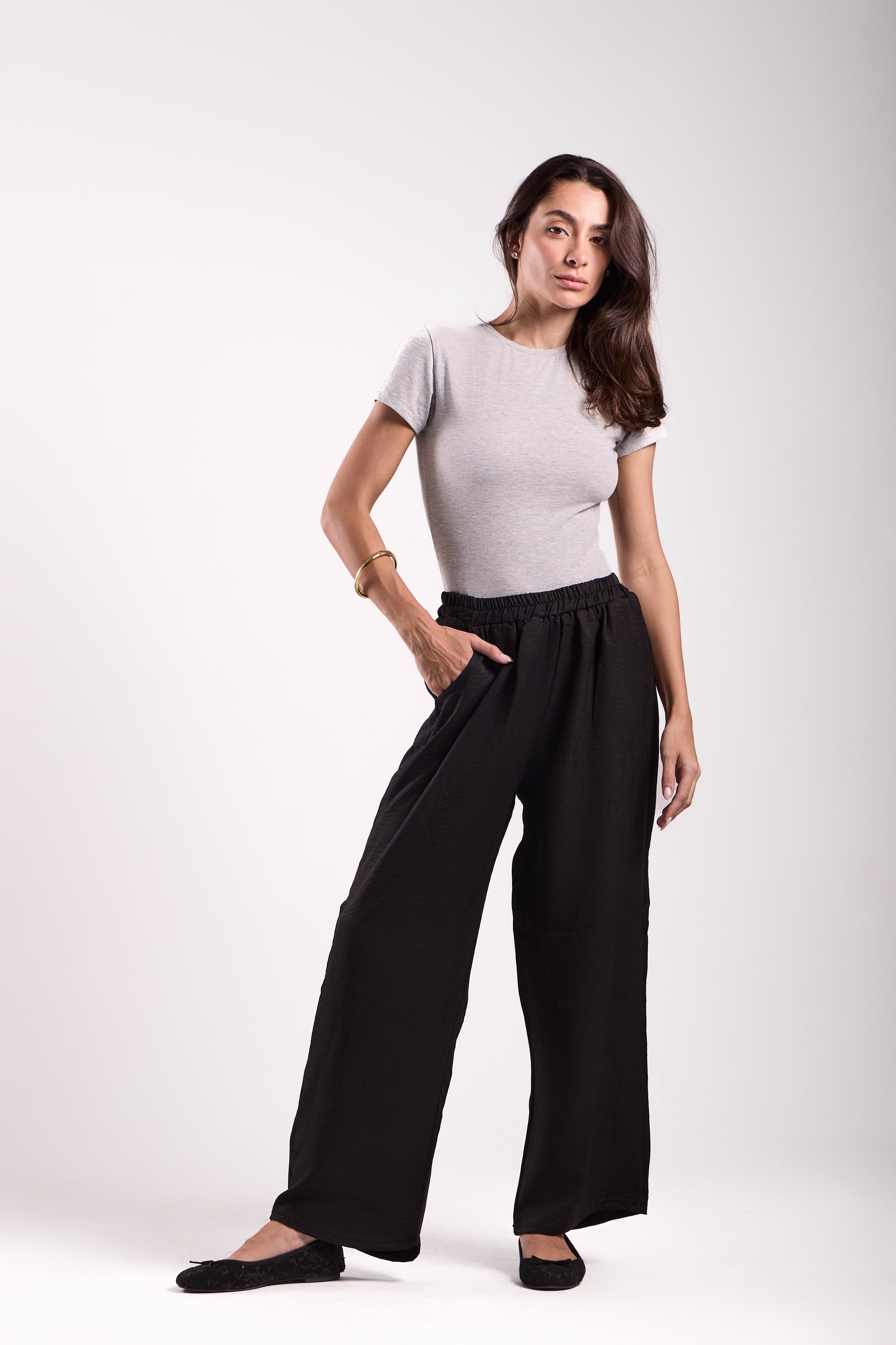 Wide-Leg Pants : Material: linen