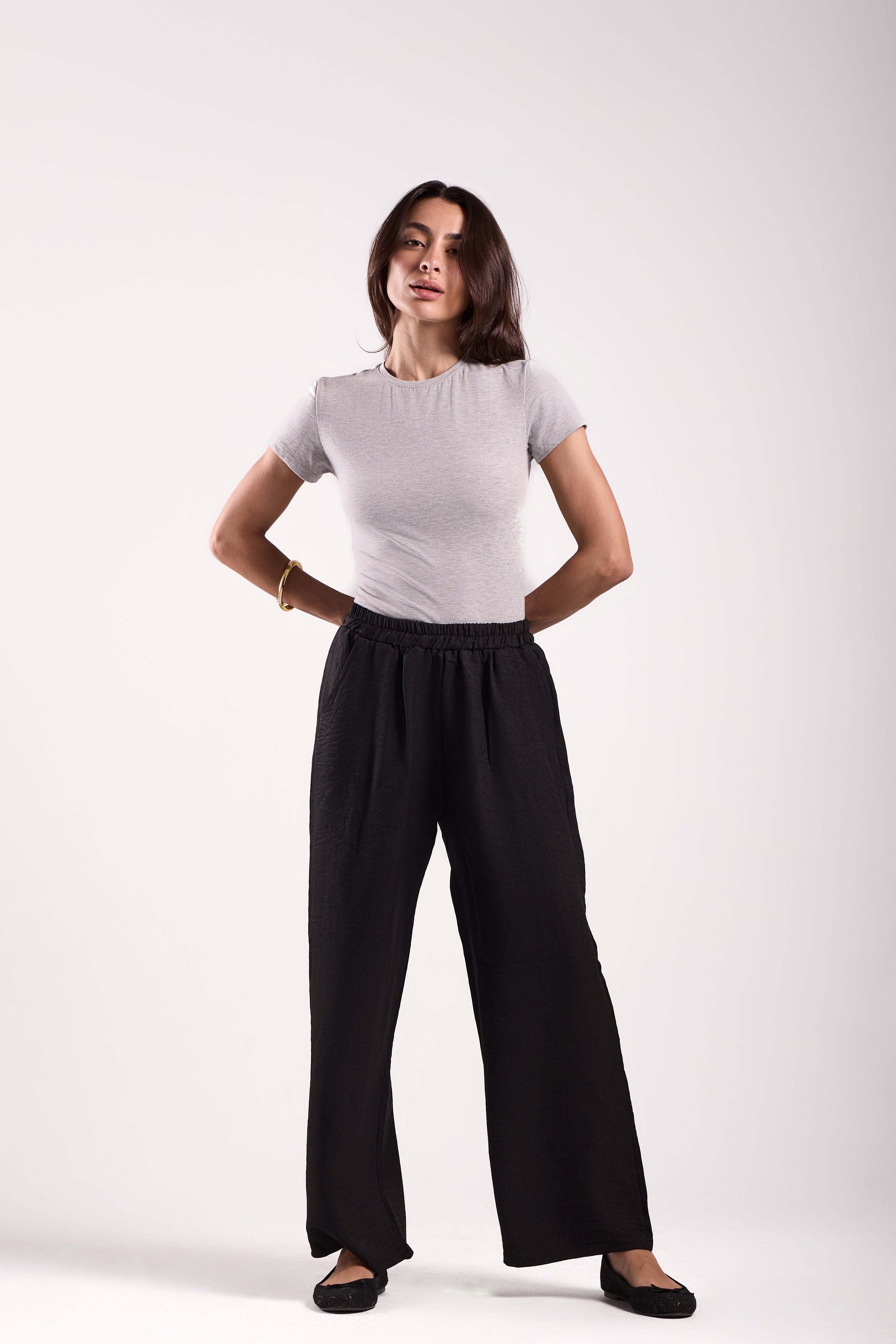 Wide-Leg Pants : Material: linen