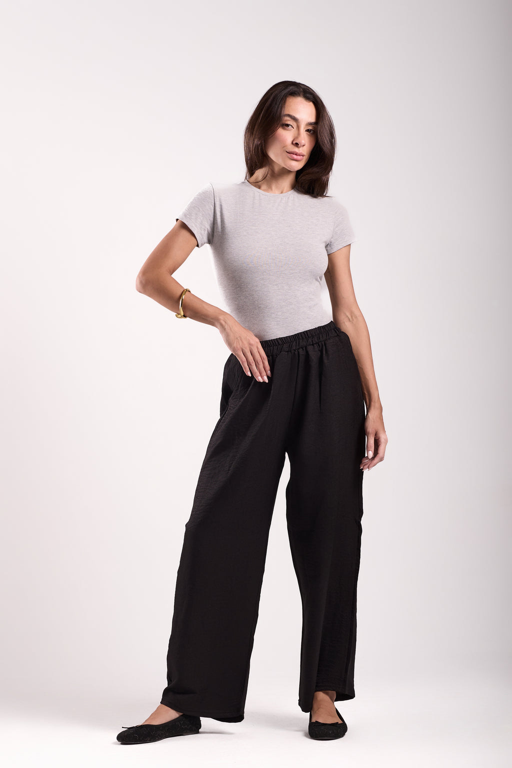 Wide-Leg Pants : Material: linen
