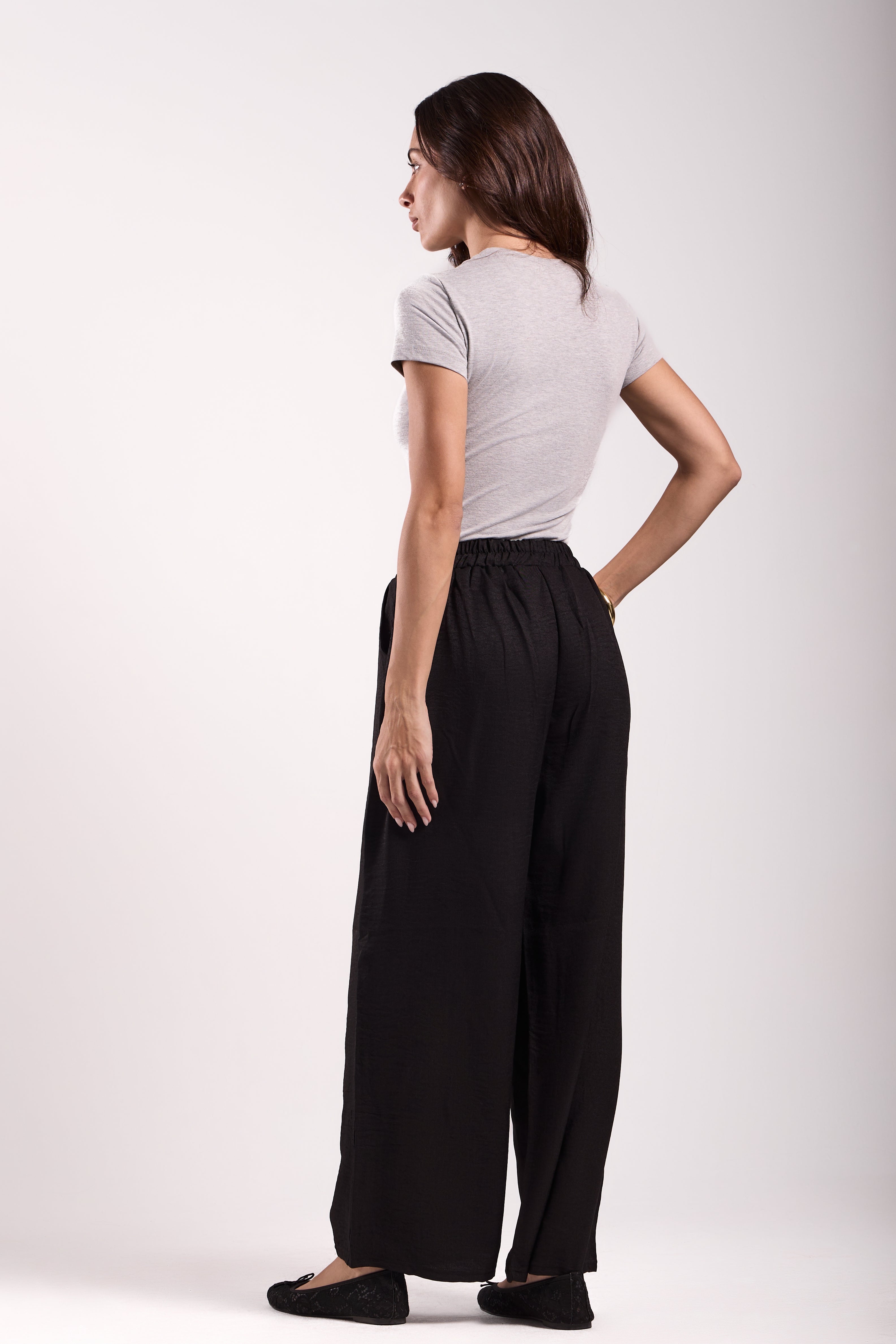 Wide-Leg Pants : Material: linen