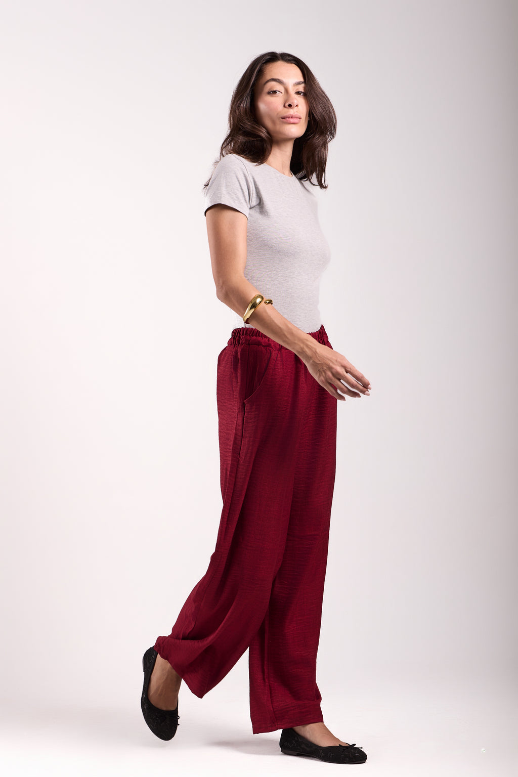 Wide-Leg Pants : Material: linen