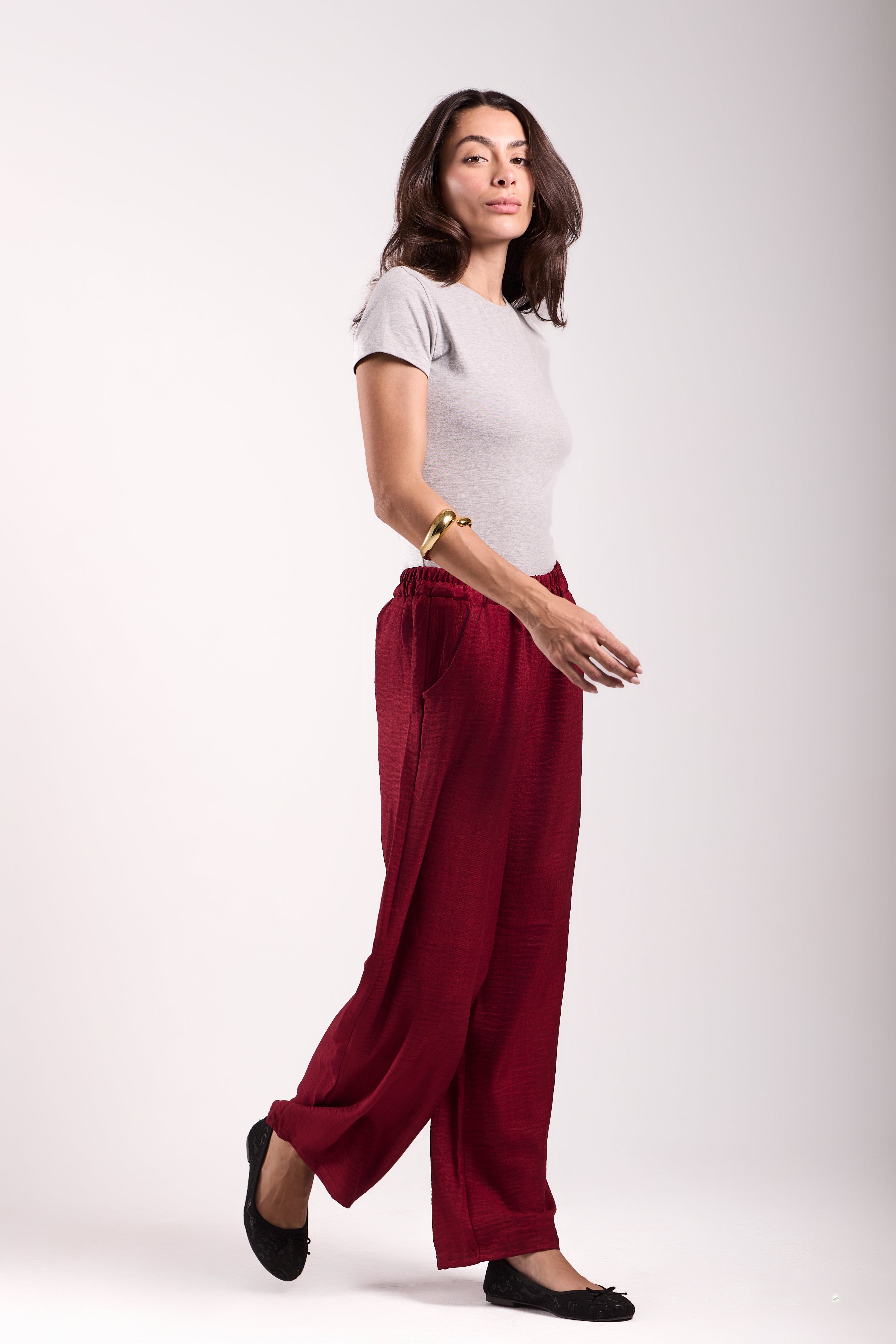 Wide-Leg Pants : Material: linen