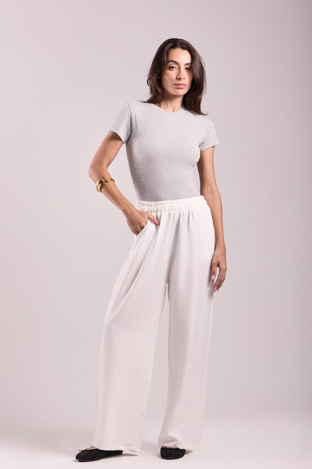 Wide-Leg Pants : Material: linen
