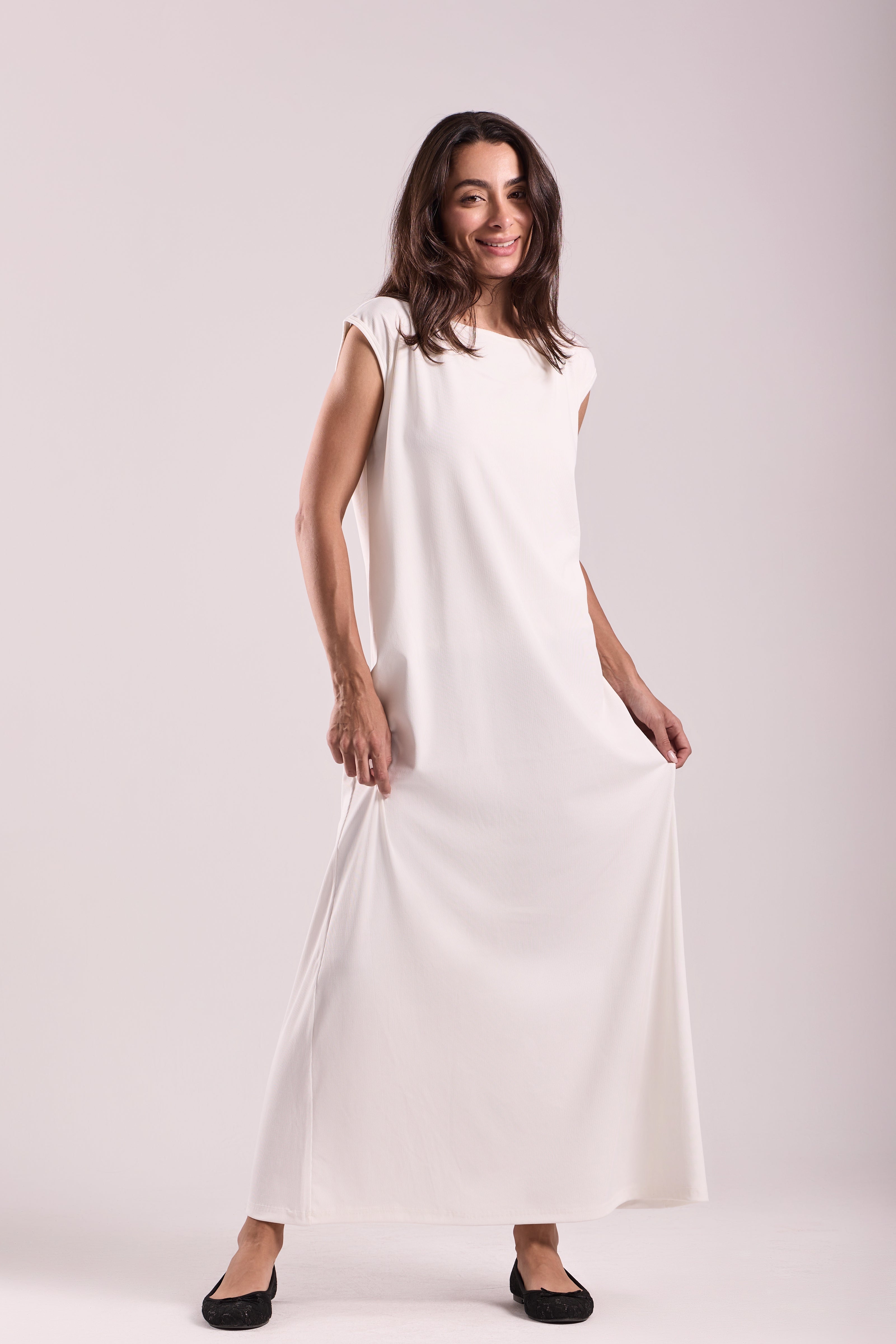 Basic Long Dress - Sleeveless Material: Derby