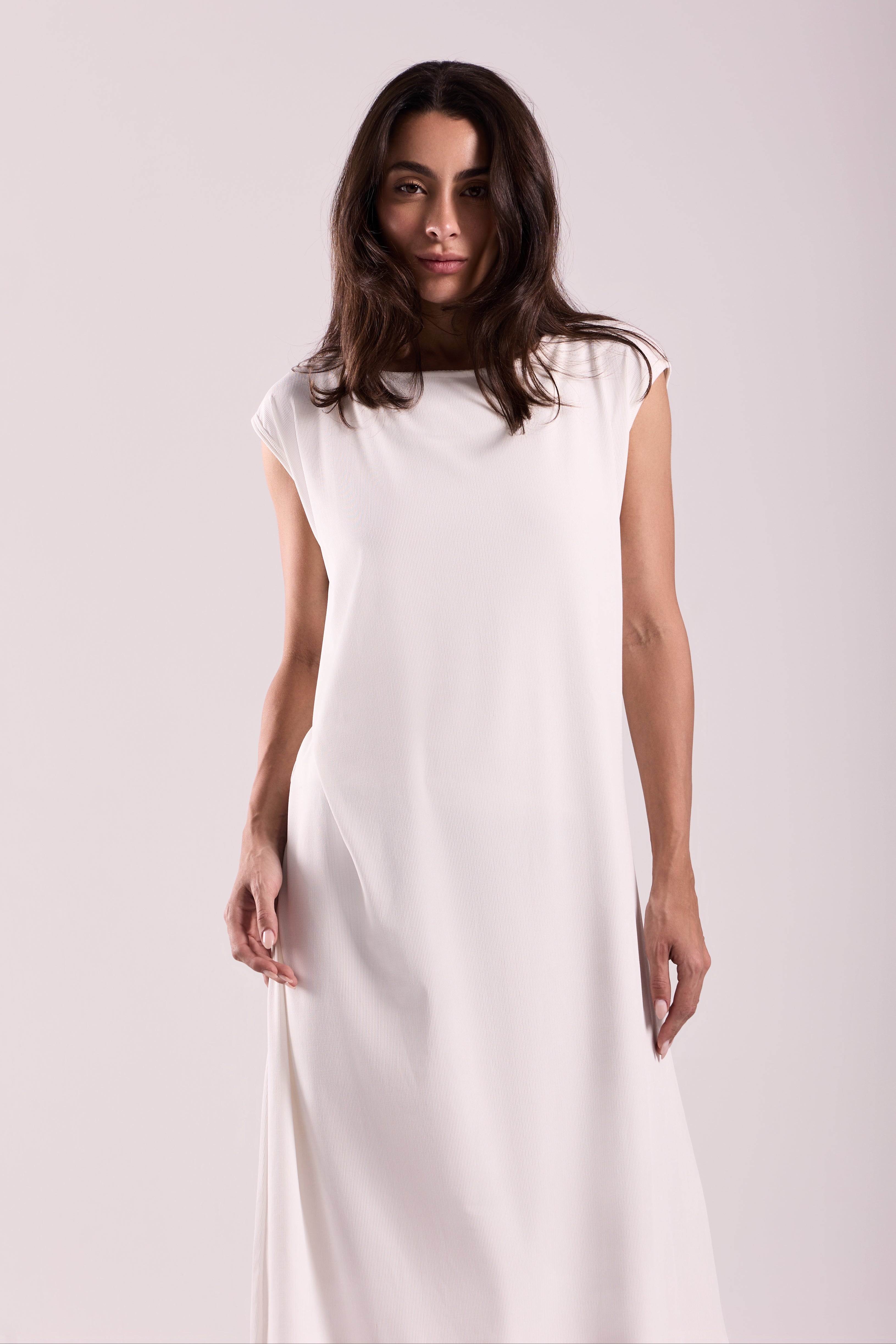 Basic Long Dress - Sleeveless Material: Derby