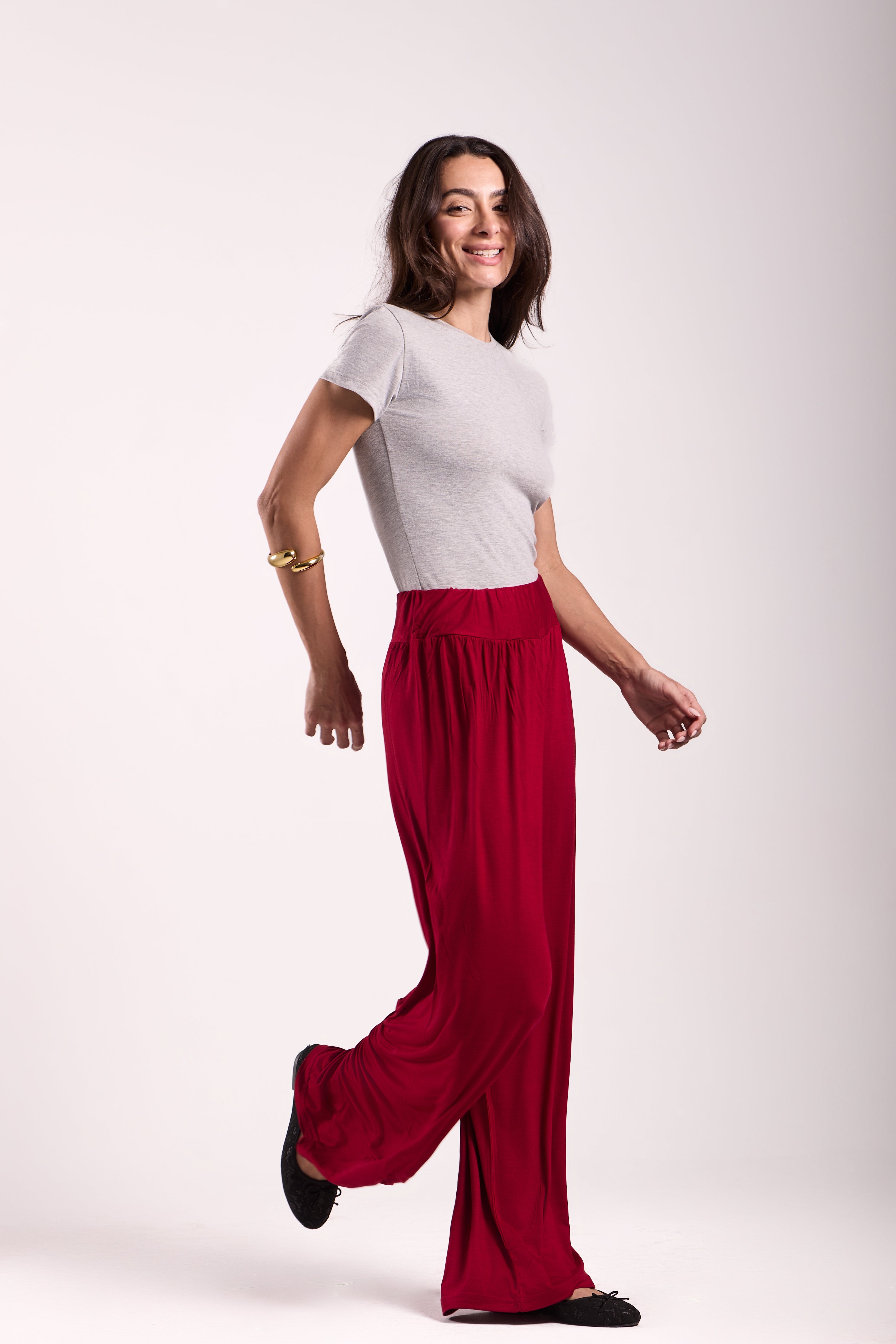Wide-Leg Pants : Material: Viscose Blend