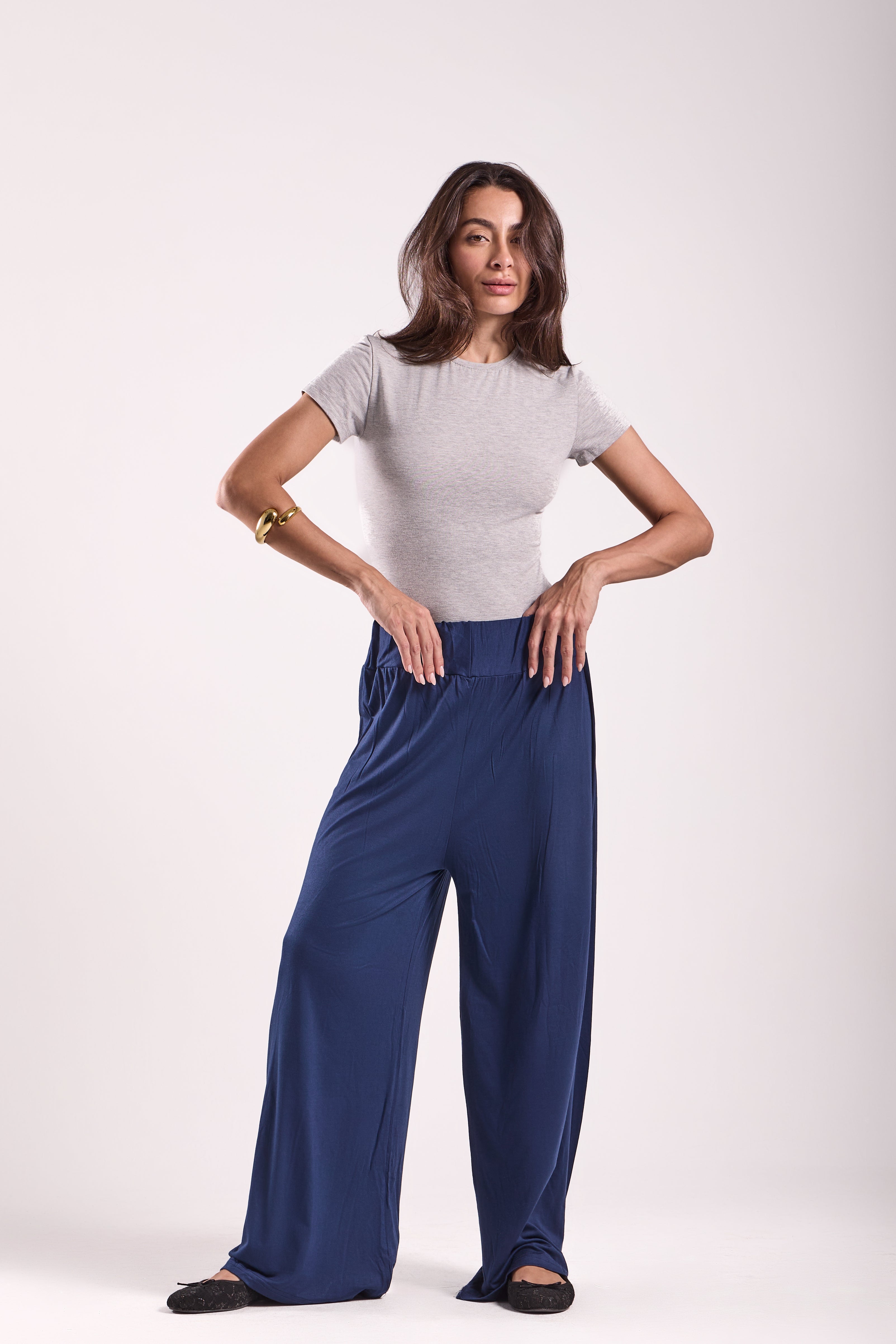 Wide-Leg Pants : Material: Viscose Blend