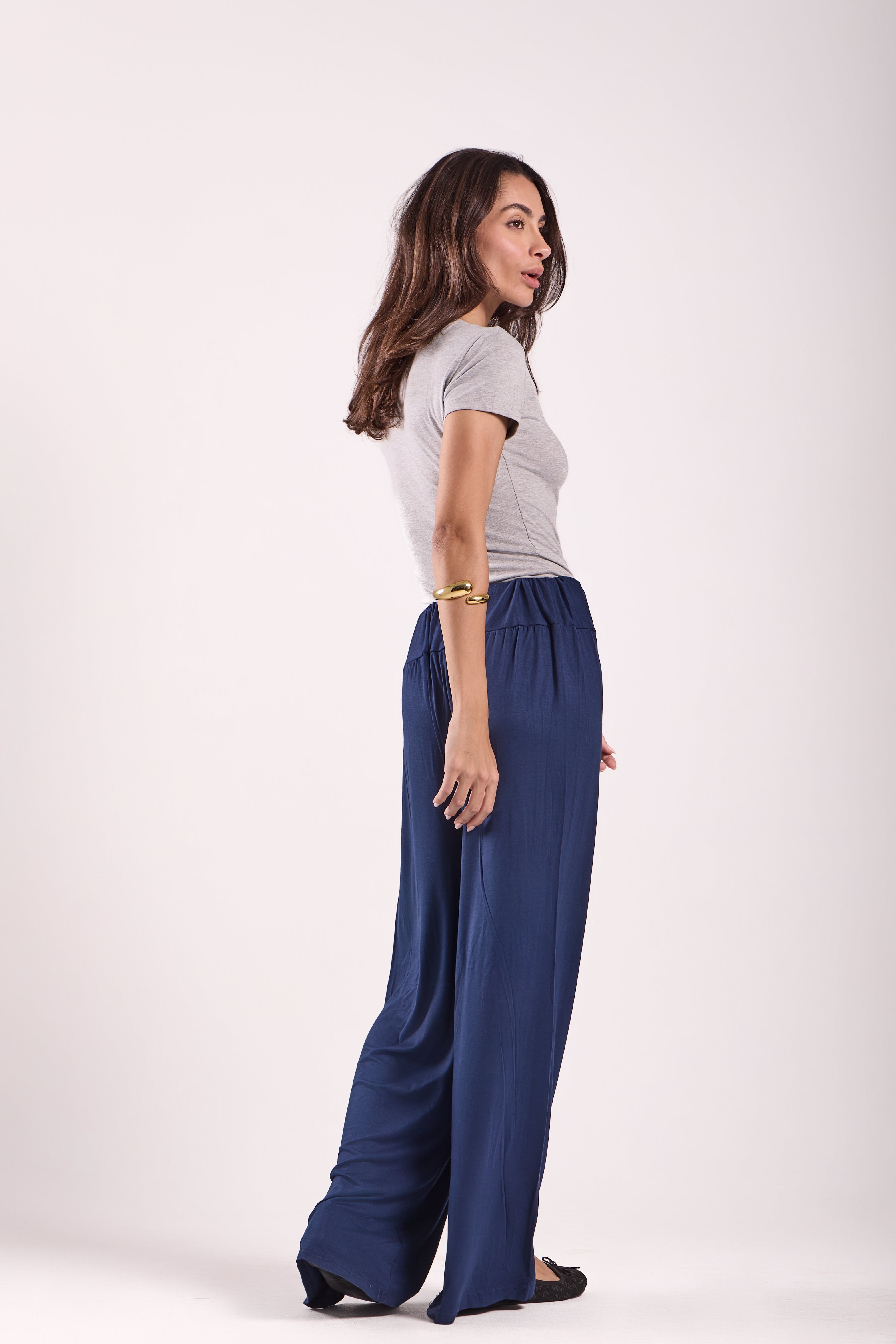Wide-Leg Pants : Material: Viscose Blend