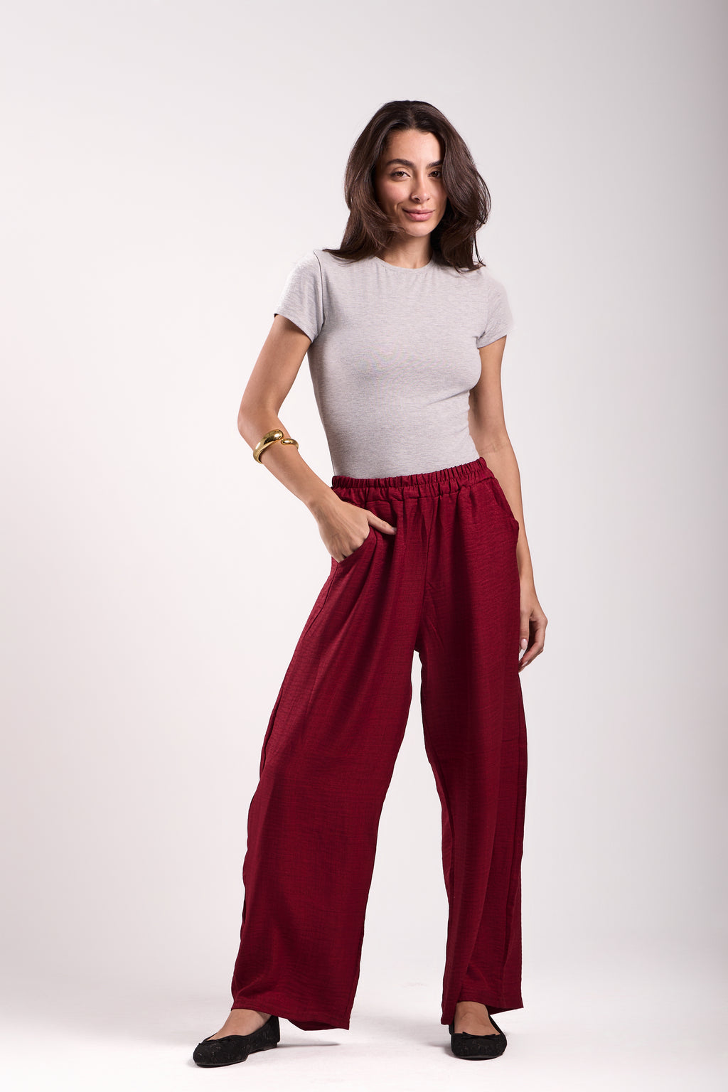 Wide-Leg Linen Pants